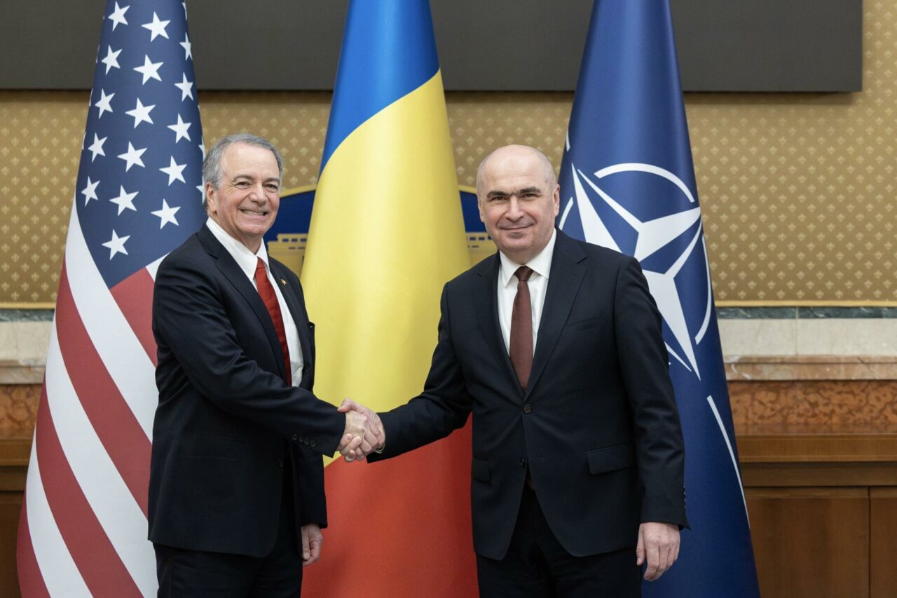 ambasadorul-sua-in-romania-s-a-intalnit-cu-bolojan.-„alianta-noastra-ramane-un-pilon-central-al-stabilitatii-regionale”