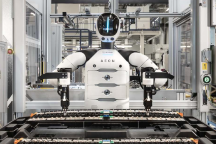 viitorul-bmw-va-fi-fabricat-de-roboti-umanoizi.-primii-„muncitori”-au-ajuns-in-fabrica-din-leipzig,-germania