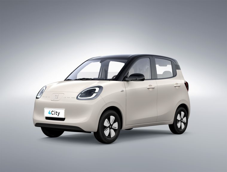allview-auto-lanseaza-4city,-masina-electrica-urbana-care-duce-autonomia-la-300-km-si-poate-fi-condusa-de-la-16-ani