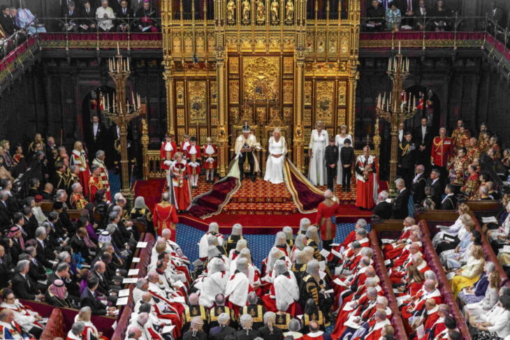 lorzii-pleaca:-marea-britanie-ii-scoate-din-parlament-pe-nobilii-ereditari-dupa-700-de-ani