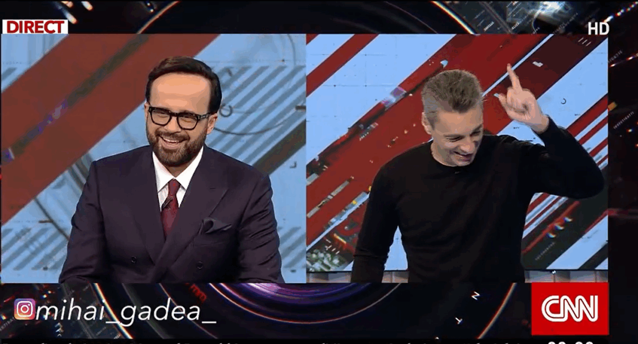 criza-de-ras-in-studioul-antena-3-cnn-mircea-badea-i-a-dedicat-o-poezie-pamflet-mamei-lui-bolojan.-finalul-momentului-liric-s-a-terminat-in-hohote