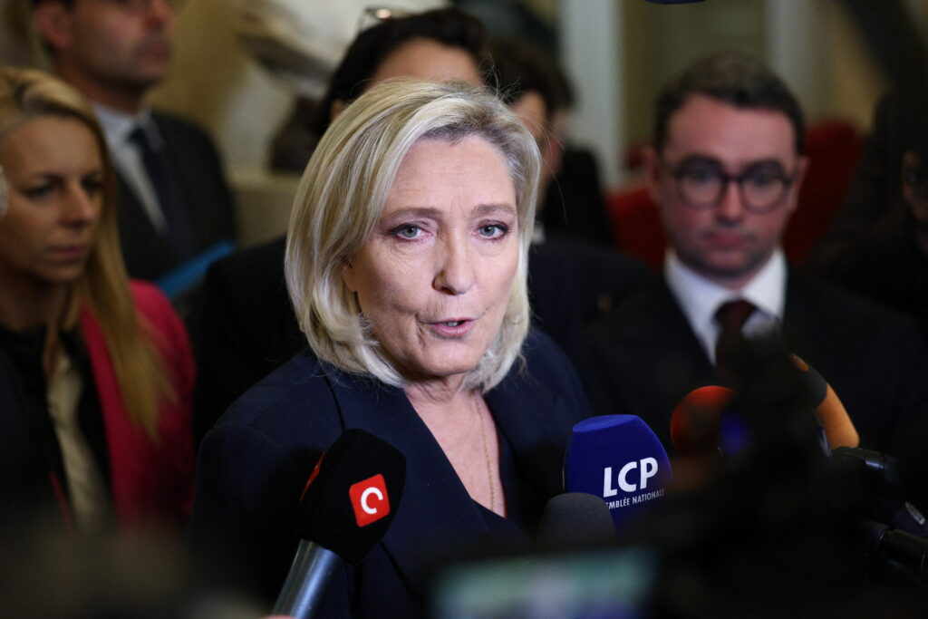 cutremur-politic-in-franta.-extrema-dreapta-din-franta-avanseaza-in-alegerile-municipale,-cu-rezultate-istorice-pentru-partidul-lui-marine-le-pen