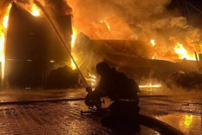zece-pacienti-au-murit-intr-un-incendiu-la-o-unitate-de-terapie-intensiva-a-unui-spital-din-india
