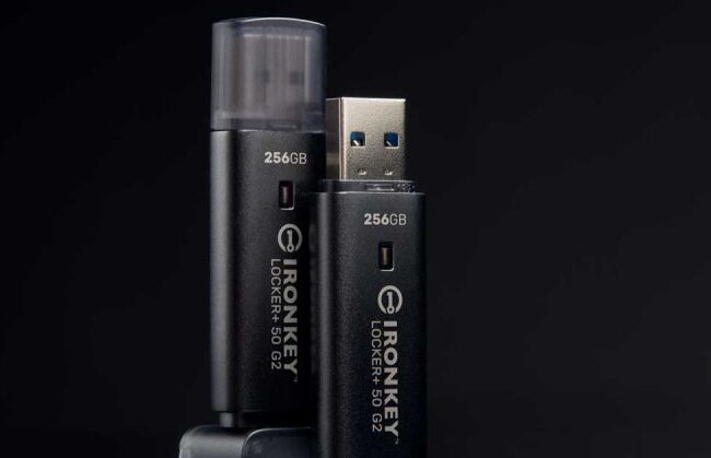 datele-tale,-mai-sigure-ca-niciodata:-kingston-lanseaza-ironkey-locker+-50-g2-cu-criptare-aes-256-bit