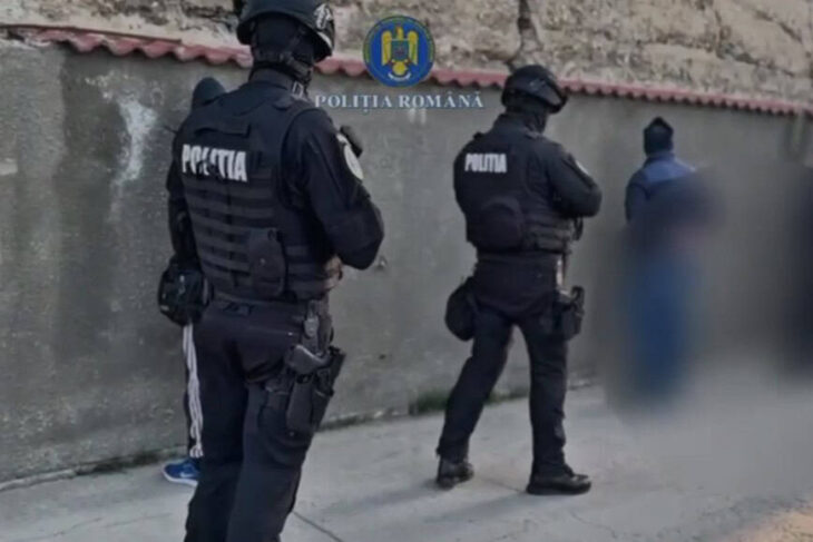 perchezitii-in-prahova:-firme-de-gestionare-a-deseurilor-si-persoane,-suspecte-ca-au-deversat-ilegal-deseuri-intr-un-rau-din-ploiesti