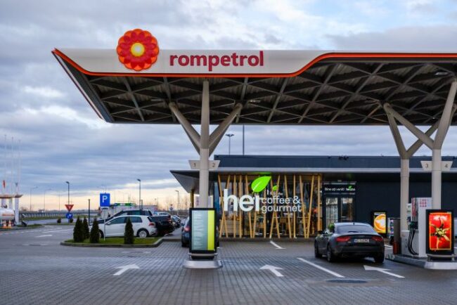 noi-scumpiri-la-carburanti.-motorina-a-sarit-de-9-lei-litru-in-benzinariile-petrom