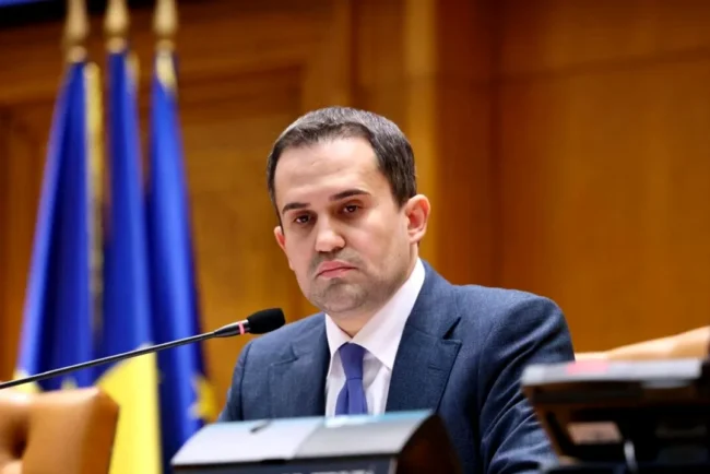 ministrul-transporturilor,-ciprian-serban,-anunta-ca-aproximativ-250-de-kilometri-de-autostrazi-si-drumuri-expres-vor-fi-finalizati-in-acest-an