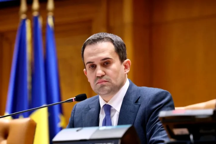 ministrul-transporturilor,-ciprian-serban,-anunta-ca-aproximativ-250-de-kilometri-de-autostrazi-si-drumuri-expres-vor-fi-finalizati-in-acest-an