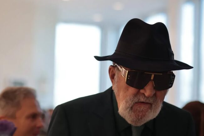 ion-tiriac-face-2400000.000-de-dolari-pana-la-finalul-acestui-an!-americanii-au-calculat-totul
