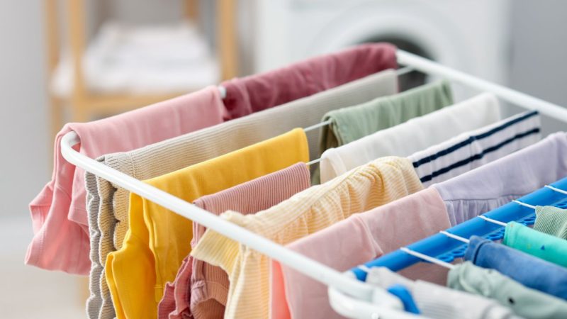 regula-12:00-pentru-uscarea-rufelor.-greseala-pe-care-multi-o-fac