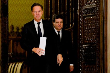 nicusor-dan-si-mark-rutte,-declaratii-de-presa-la-sediul-nato-din-bruxelles-/-nicusor-dan:-romania-e-mai-sigura-decat-oricand-/-ce-spune-seful-nato-despre-amenintarile-iranului?