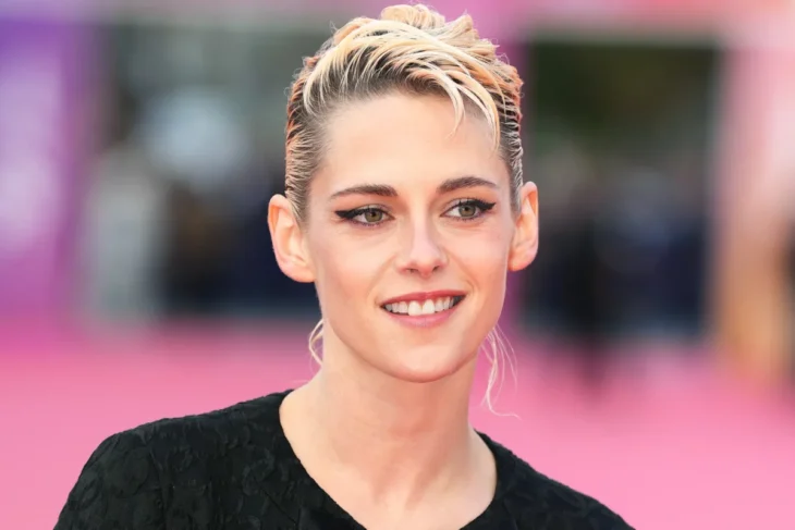kristen-stewart-va-avea-primul-rol-al-unei-femei-americane-care-a-ajuns-in-spatiu
