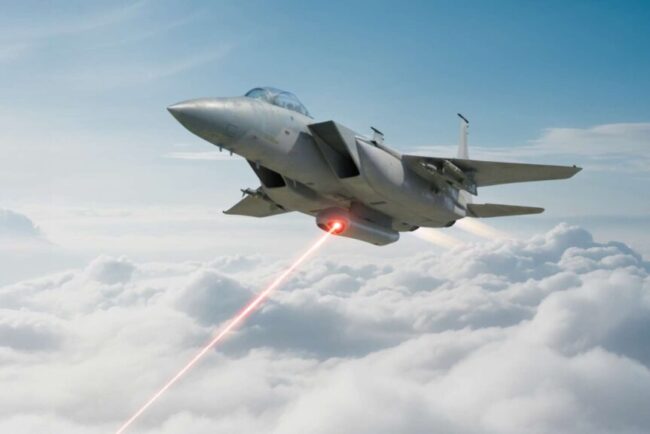 israel-monteaza-lasere-pe-avioane-pentru-a-intercepta-dronele.-vor-putea-lovi-si-alte-tinte