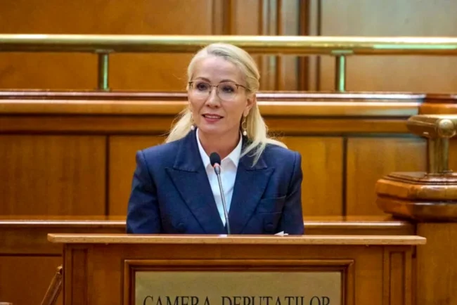 romanii-isi-arata-solidaritatea-fata-de-apelul-ramonei-bruynseels:-mergeti-pana-la-capat,-dati-dovada-de-curaj-si-salvati-romania