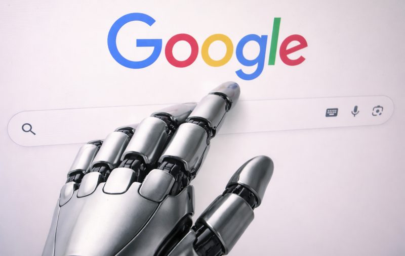 google-schimba-titlurile-stirilor-din-search-cu-variante-generate-de-ai-si-risca-sa-le-denatureze-sensul