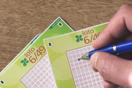 numerele-extrase-la-tragerea-loto-de-duminica,-22-martie-2026.-report-de-peste-1,72-milioane-de-euro,-la-loto-6/49-categoria-i