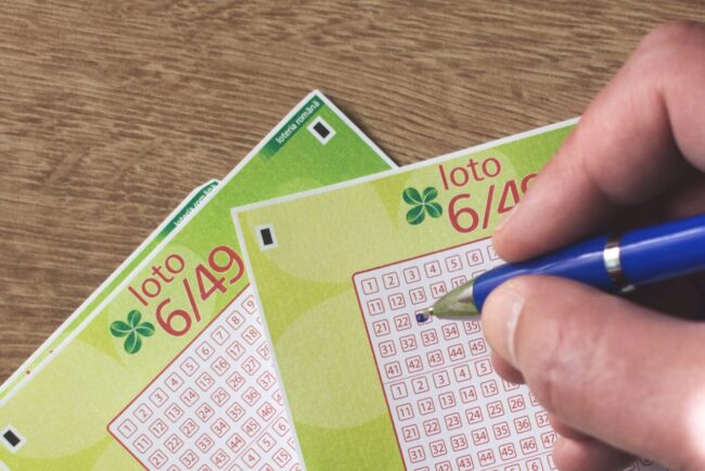 numerele-extrase-la-tragerea-loto-de-duminica,-22-martie-2026.-report-de-peste-1,72-milioane-de-euro,-la-loto-6/49-categoria-i