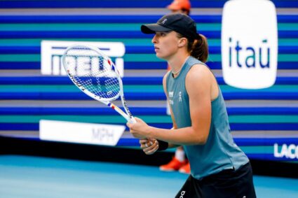 iga-swiatek-il-da-afara-pe-fostul-antrenor-al-simonei-halep.-pe-cine-va-angaja-in-locul-lui