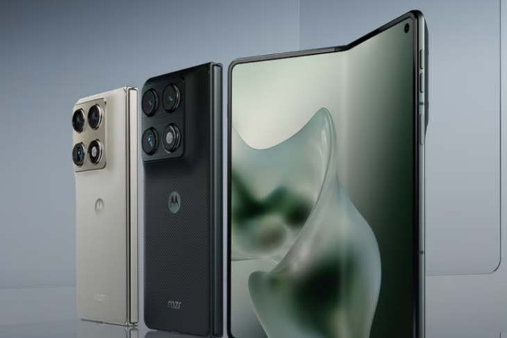 motorola-domina-piata-telefoanelor-pliabile:-cum-a-ajuns-sa-depaseasca-samsung