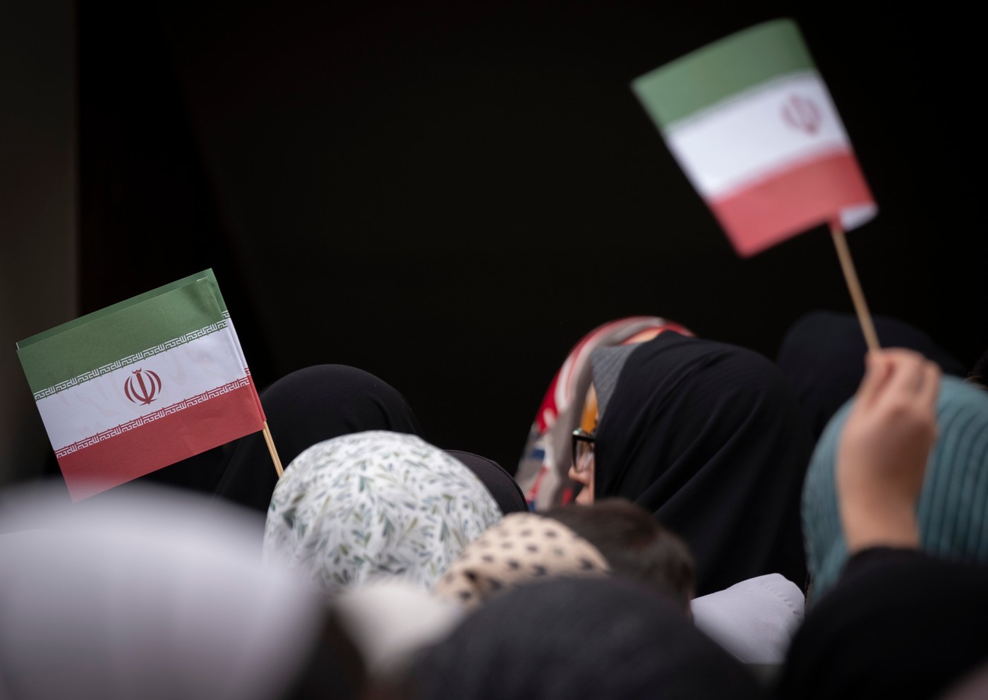 iranul,-la-un-pas-sa-fie-distrus:-sa-fie-interzisi-toti!