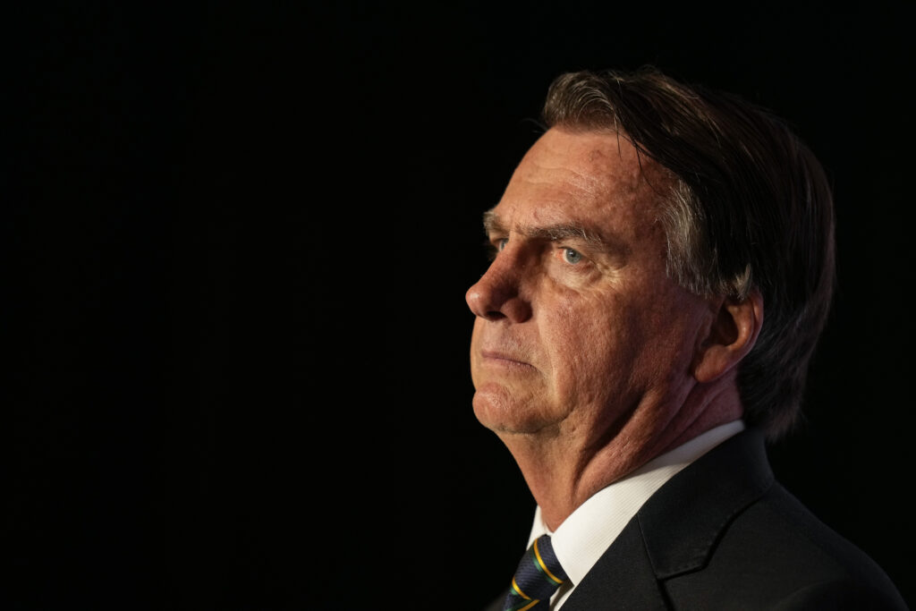 fostul-presedinte-brazilian-jair-bolsonaro-va-executa-pedeapsa-la-domiciliu-din-cauza-unor-probleme-de-sanatate