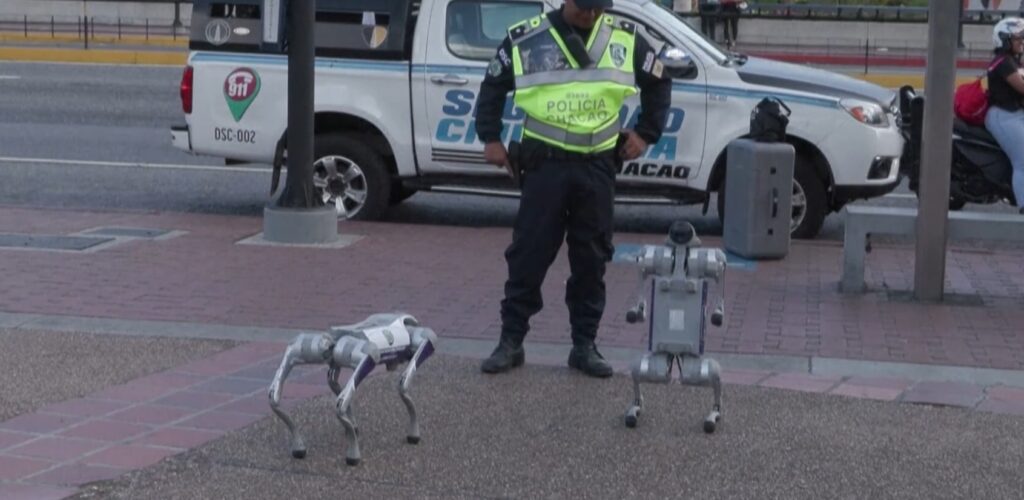 venezuela-testeaza-caini-robot-in-patrulele-politiei,-intr-un-proiect-de-smart-city