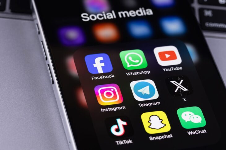 companiile-meta-si-youtube,-obligate-sa-plateasca-despagubiri-unei-tinere-care-a-reclamat-ca-a-devenit-dependenta-de-retelele-de-socializare