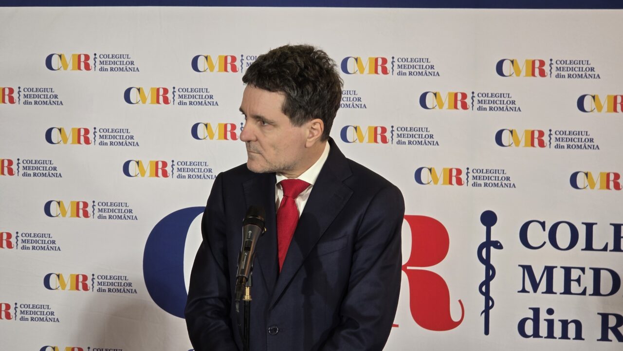 ce-a-spus-nicusor-dan-despre-meciul-turcia-romania,-cu-o-ora-inainte-de-baraj:-nu-va-raspund-la-intrebare!