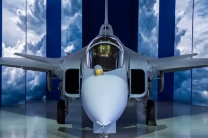 brazilia-prezinta-primul-avion-de-lupta-supersonic-produs-local,-intr-un-proiect-strategic-cu-saab