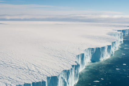 arctica-pierde-o-suprafata-uriasa-de-gheata:-record-negativ-inregistrat-in-aceasta-iarna
