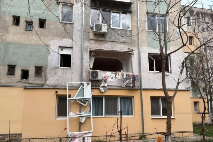 explozie-la-un-bloc-din-caracal.-25-de-persoane-au-fost-evacuate