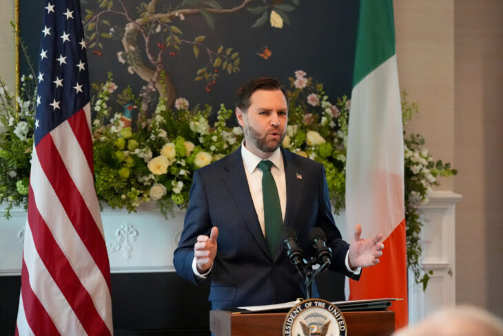 vicepresedintele-jd-vance-a-castigat-sondajul-conservator-de-tip-straw-poll-pentru-alegerile-prezidentiale-din-2028,-organizat-in-cadrul-reuniunii-cpac