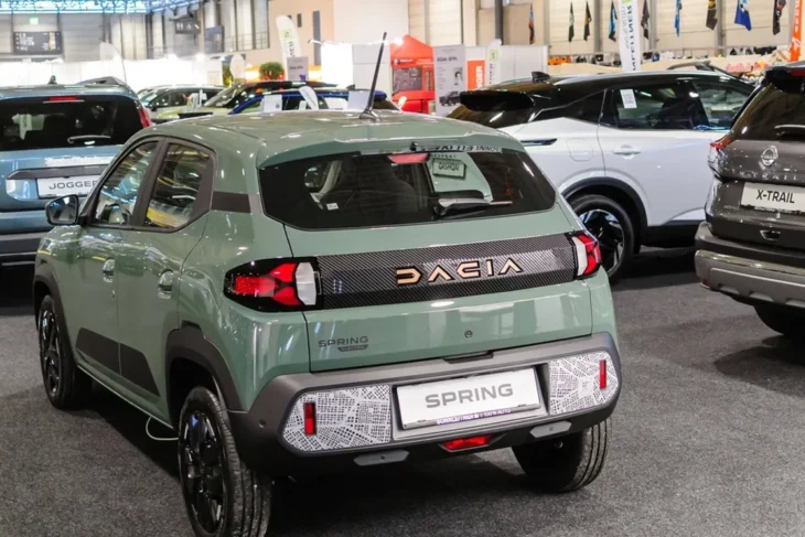 dacia-va-avea-ce-a-cerut-in-urma-cu-30-de-ani-renault-statului-roman