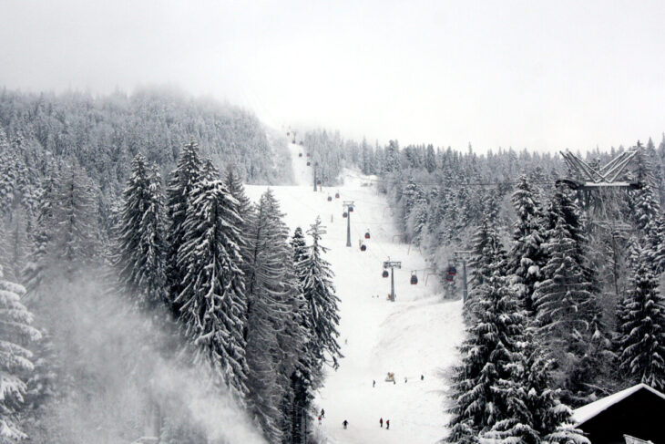 final-de-sezon-de-schi-in-poiana-brasov,-cu-zapada-din-belsug-si-partii-excelente