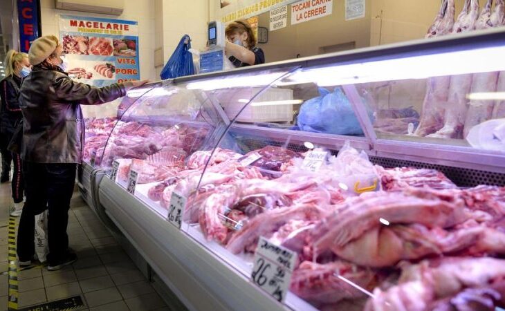 cat-platesti-pentru-un-sfert-de-miel-inainte-de-paste.-diferente-mari-intre-piata-si-supermarket