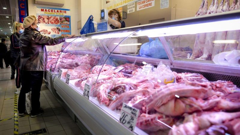 cat-platesti-pentru-un-sfert-de-miel-inainte-de-paste.-diferente-mari-intre-piata-si-supermarket