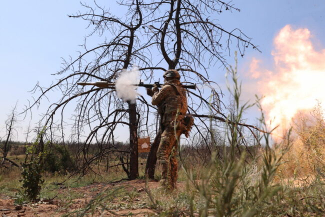 rusia-sustine-ca-a-preluat-controlul-integral-asupra-regiunii-lugansk-din-estul-ucrainei