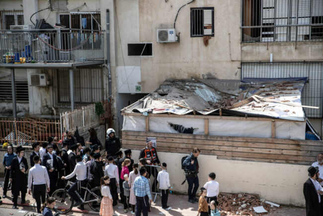 razboiul-din-orientul-mijlociu,-ziua-35-|-iranul-promite-atacuri-devastatoare-in-israel-/-consiliul-onu-va-vota-asupra-folosirii-fortei-pentru-eliberarea-stramtorii-ormuz-/-kuweitul-intercepteaza-drone-si-rachete-ostile