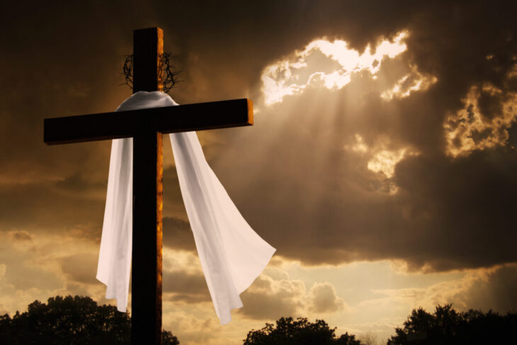 ce-tari-sarbatoresc-pastele-catolic-si-care-sunt-traditiile-din-ziua-invierii-lui-iisus-hristor-de-la-omleta-din-5.000-de-oua-la-crucificari-reale