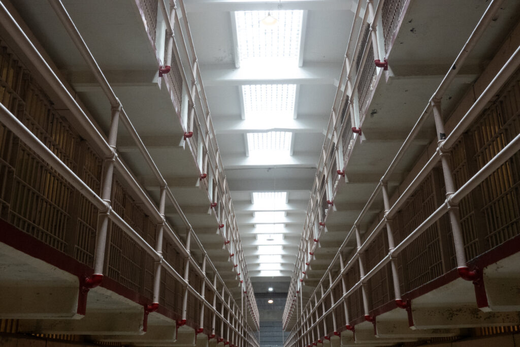 casa-alba-cere-152-de-milioane-de-dolari-pentru-redeschiderea-inchisorii-alcatraz