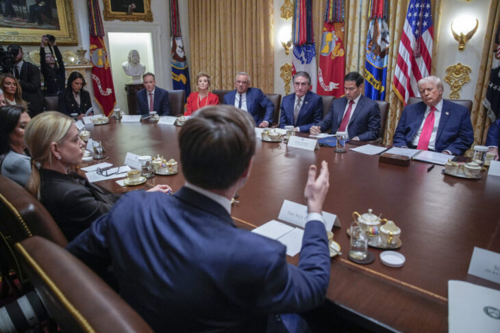 presedintele-trump-ar-putea-sa-si-remanieze-administratia-pe-fondul-presiunilor-generate-de-razboiul-din-orientul-mijlociu