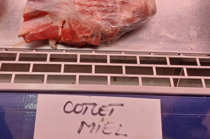 in-romania,-pretul-carnii-creste-ca-benzina.-cati-lei-a-ajuns-sa-coste-1-kg-de-cotlet-de-miel,-cu-o-saptamana-inainte-de-paste