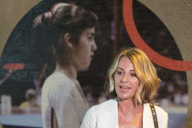 jurnalistii-de-la-gazzetta-dello-sport-i-au-dedicat-nadiei-comaneci-doua-pagini-in-suplimentul-sportweek