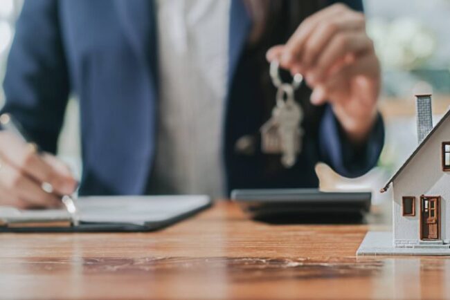 la-ce-sa-fii-atent-cand-cumperi-un-apartament-vechi-sau-nou.-detaliile-pe-care-sa-le-verifici-pentru-a-nu-avea-surprize-neplacute-mai-tarziu