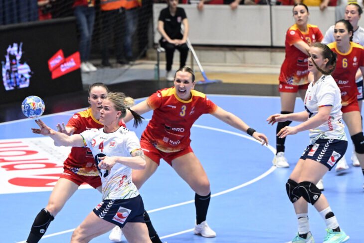 rusine-epocala!-romania-–-norvegia-25-45-in-ehf-euro-cup
