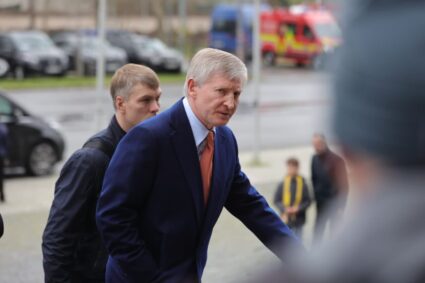 cel-mai-bogat-om-din-ucraina,-rinat-ahmetov,-discurs-emotionant-la-priveghiul-lui-mircea-lucescu:-noi-imparteam-si-durerea,-dar-si-bucuria