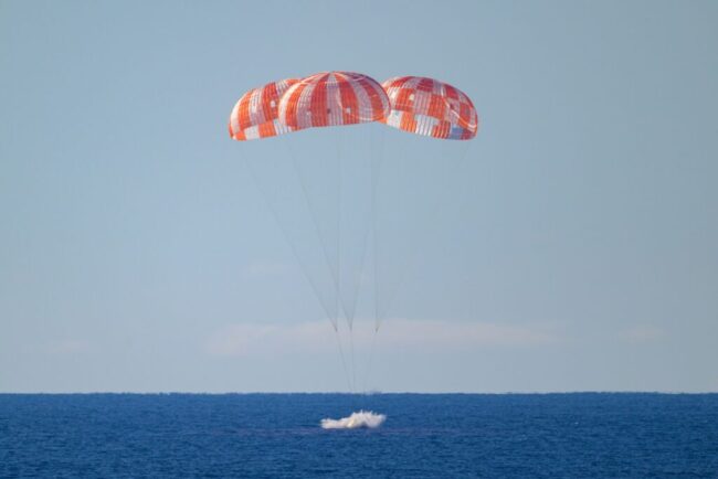 integrity-a-ajuns-cu-succes-in-oceanul-pacific.-nasa:-amerizare-direct-la-tinta