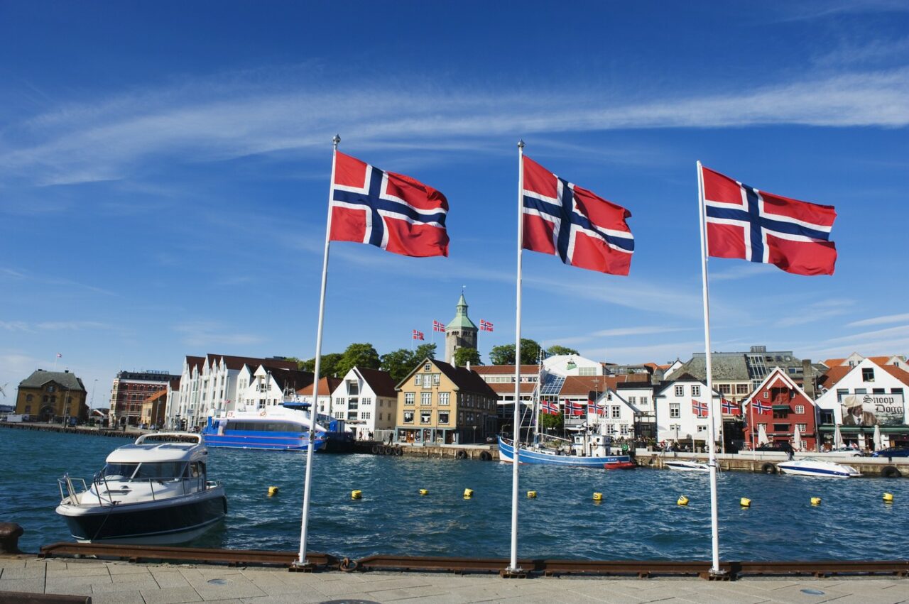 obiceiul-de-paste-din-norvegia-care-i-a-socat-pe-turisti.-de-ce-sunt-strazile-goale,-spre-uimirea-vizitatorilor
