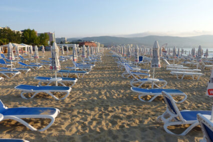regiunea-din-bulgaria-pe-care-turistii-o-compara-cu-amalfi.-preturile-sunt-deosebit-de-mici
