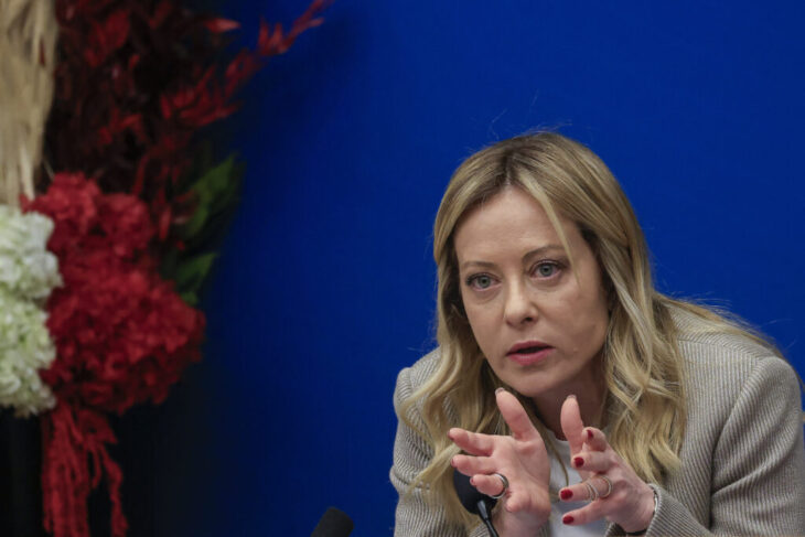 giorgia-meloni-considera-criticile-lui-donald-trump-la-adresa-papei-leon-al-xiv-lea-inacceptabile